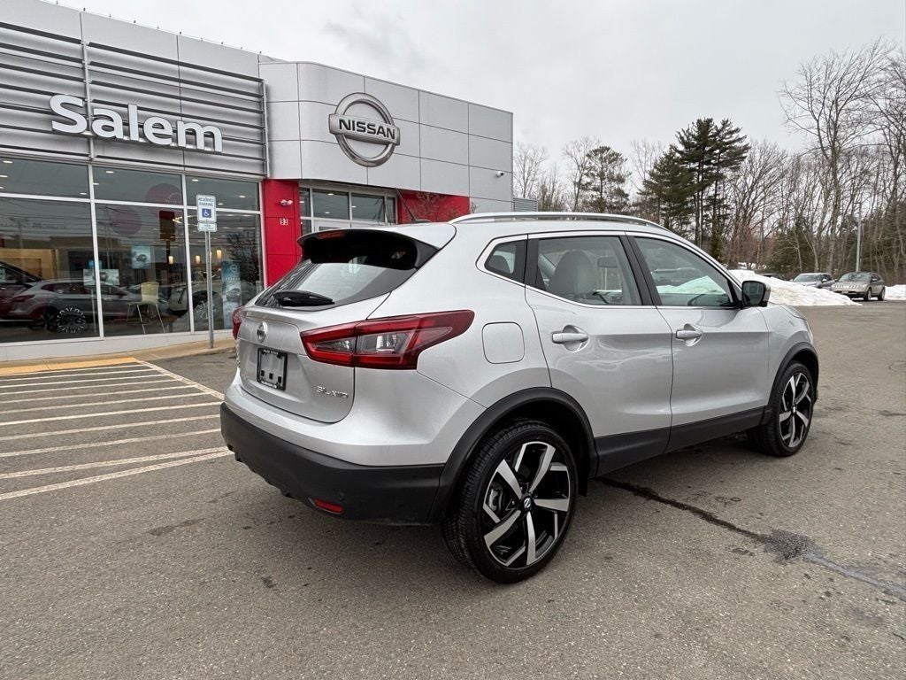 2022 Nissan Rogue Sport SL