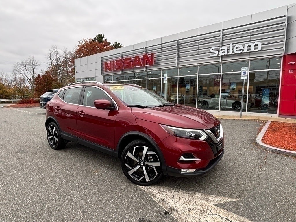 2022 Nissan Rogue Sport SL