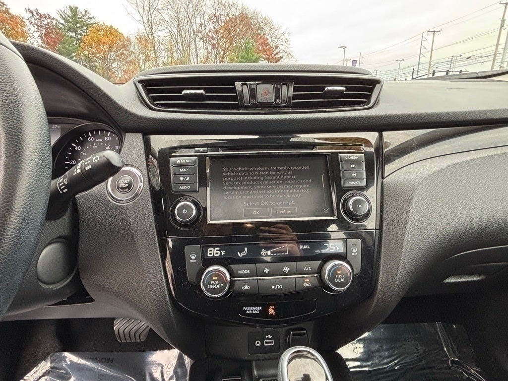 2022 Nissan Rogue Sport SL