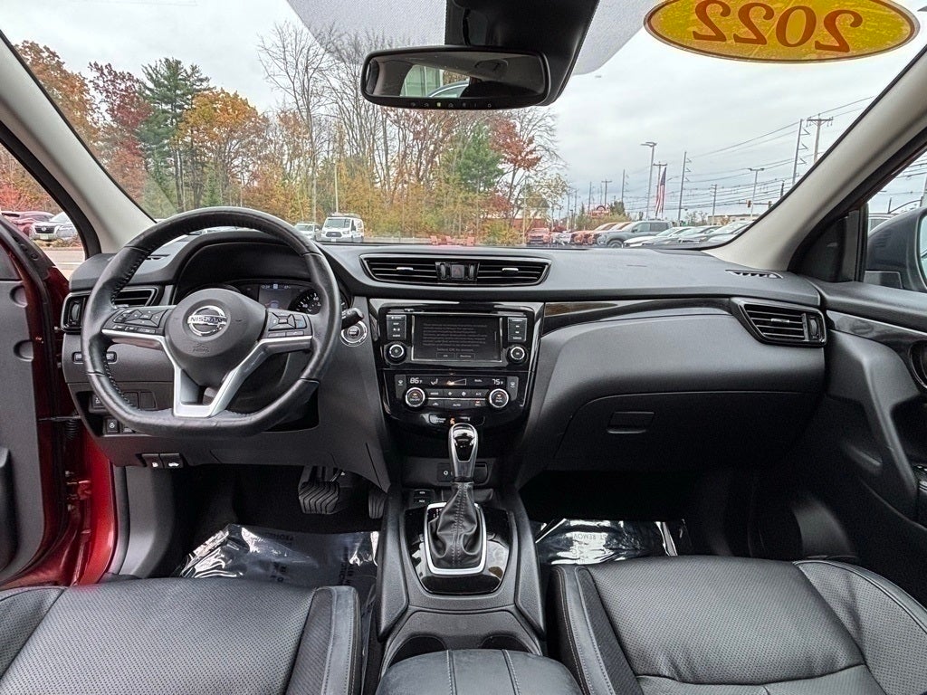 2022 Nissan Rogue Sport SL