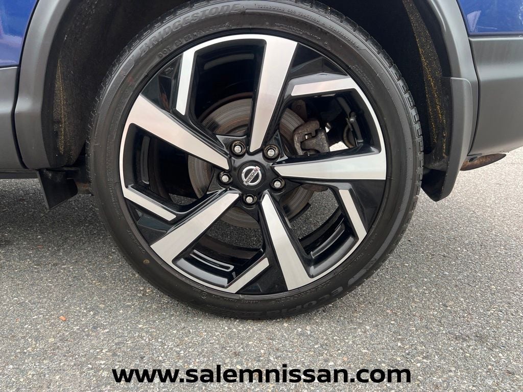 2022 Nissan Rogue Sport SL