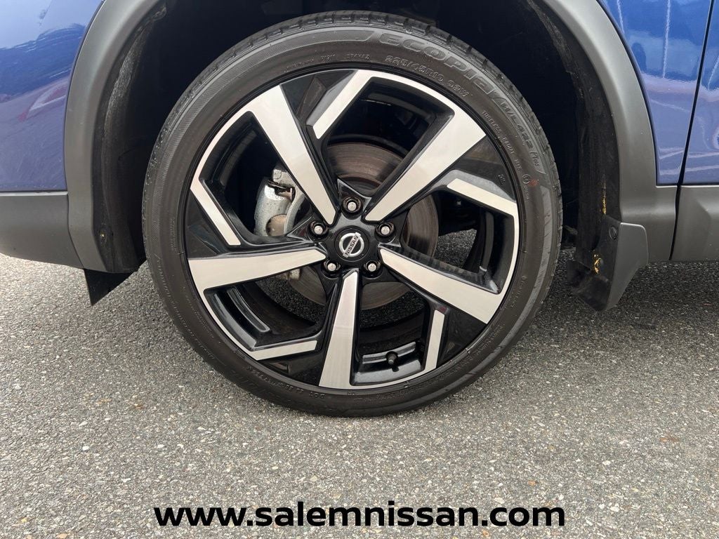 2022 Nissan Rogue Sport SL