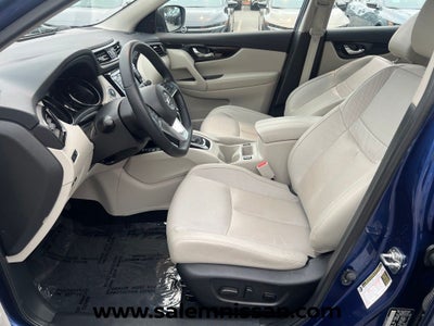 2022 Nissan Rogue Sport SL