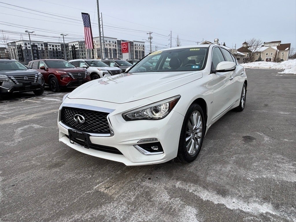 2018 INFINITI Q50 3.0t LUXE