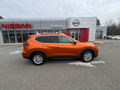 2018 Nissan Rogue SV