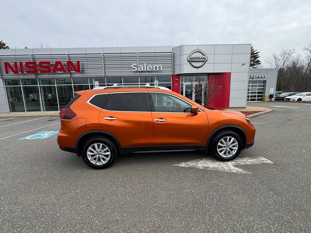 2018 Nissan Rogue SV
