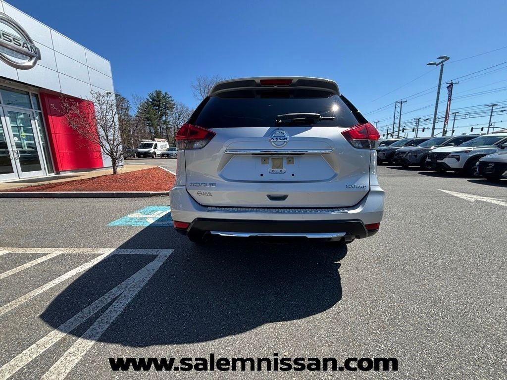 2018 Nissan Rogue SV