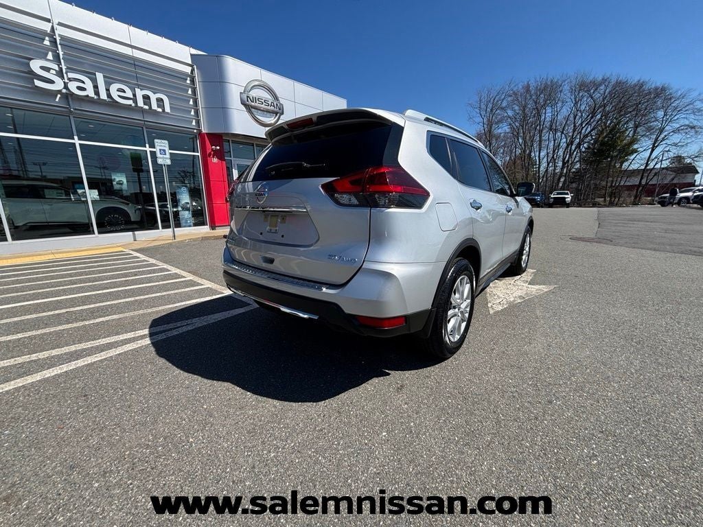 2018 Nissan Rogue SV