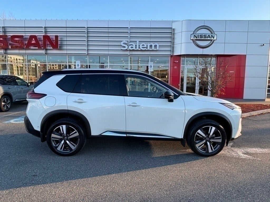 2023 Nissan Rogue SL
