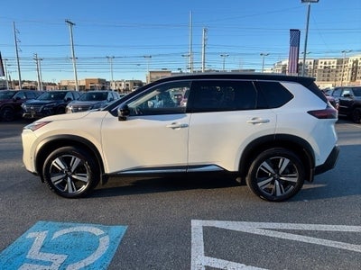 2023 Nissan Rogue SL