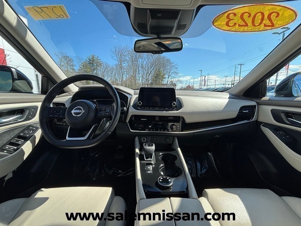 2023 Nissan Rogue SL
