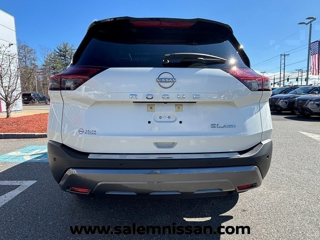 2023 Nissan Rogue SL