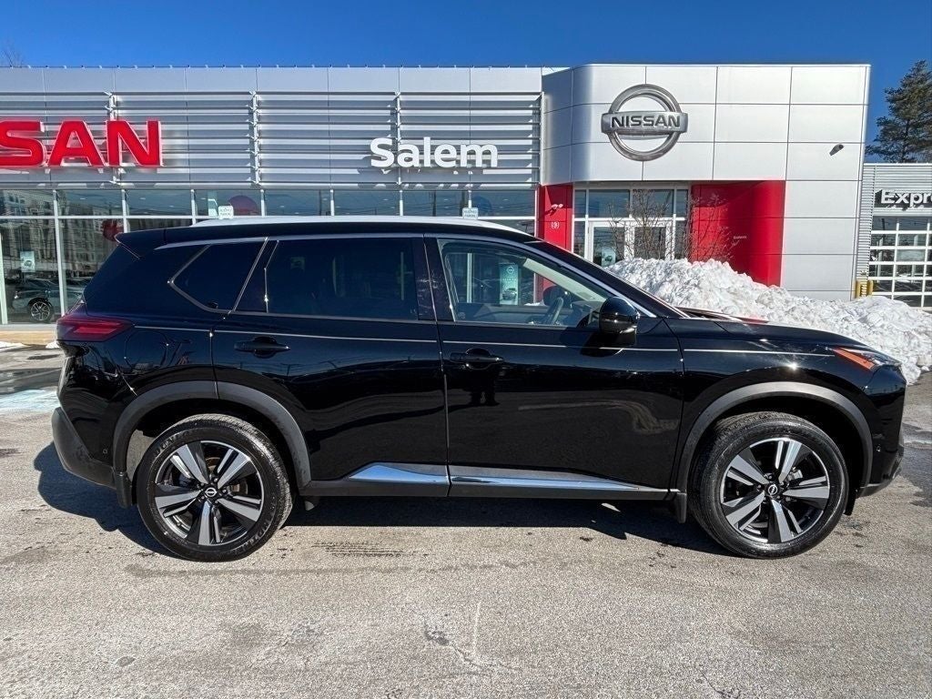 2023 Nissan Rogue SL