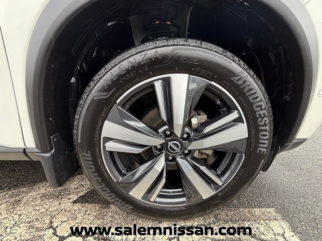2023 Nissan Rogue SL