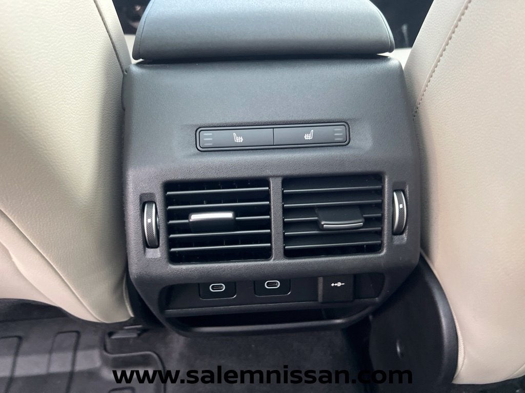 2025 Land Rover Discovery Sport S