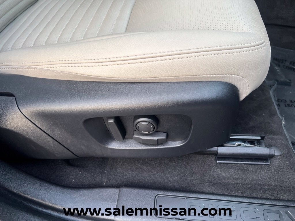 2025 Land Rover Discovery Sport S