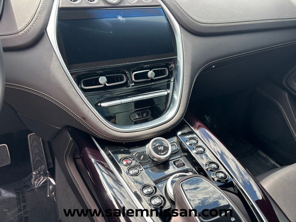 2024 Aston Martin DBX 707