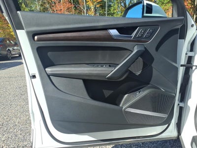 2023 Audi Q5 45 S line Premium quattro