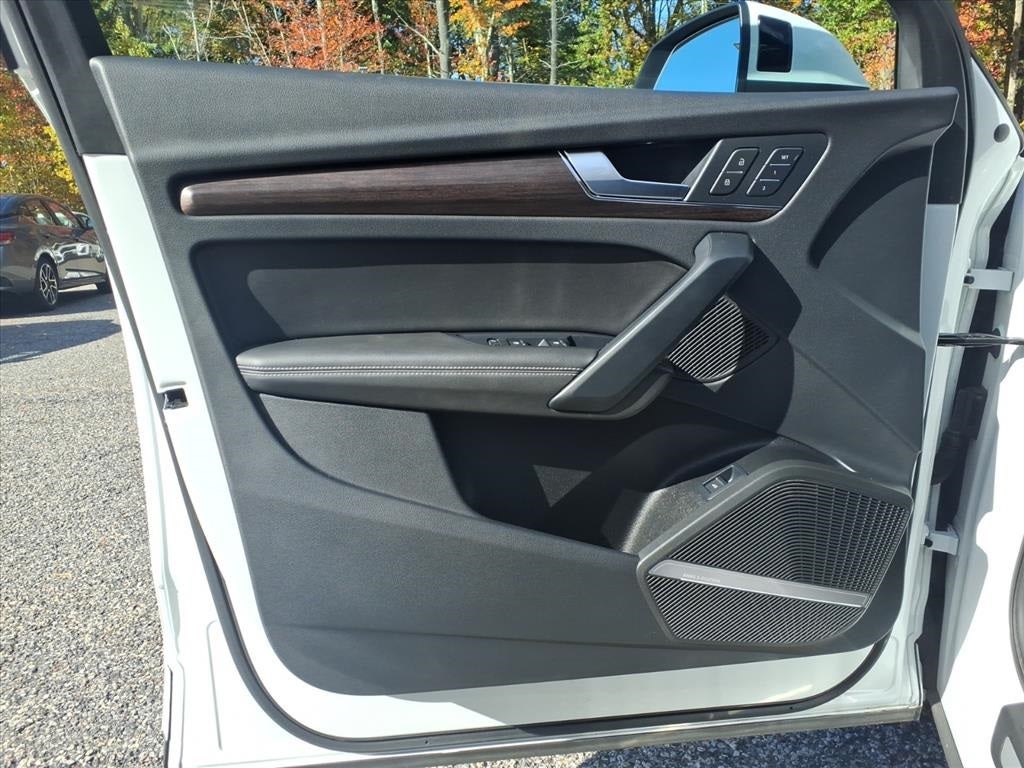 2023 Audi Q5 45 S line Premium quattro