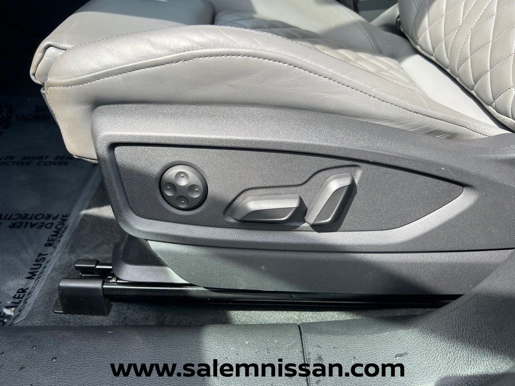 2023 Audi SQ5 Premium Plus quattro