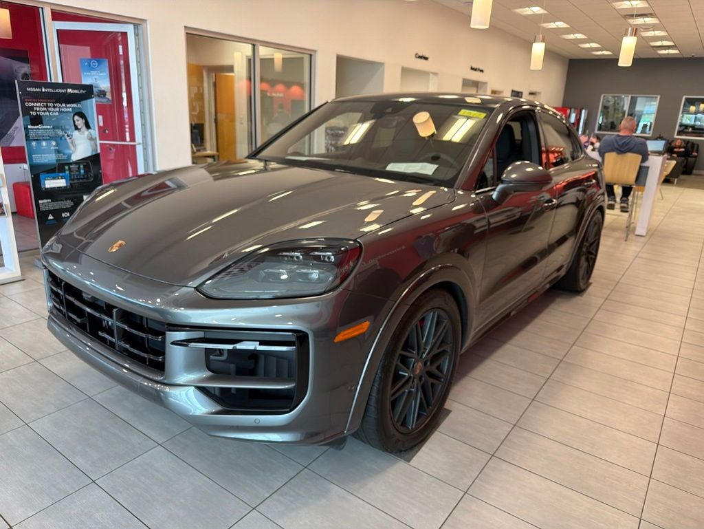 2026 Porsche Cayenne GTS's photo